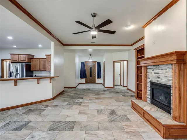 Photo 7 — 2413 E Karen Terrace, Mustang, OK 73064