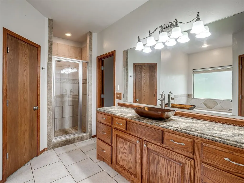 Photo 20 — 2413 E Karen Terrace, Mustang, OK 73064