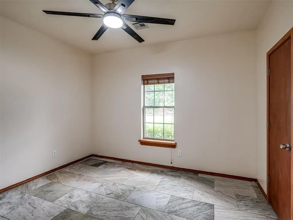 Photo 25 — 2413 E Karen Terrace, Mustang, OK 73064