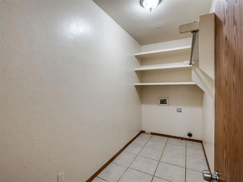 Photo 26 — 2413 E Karen Terrace, Mustang, OK 73064
