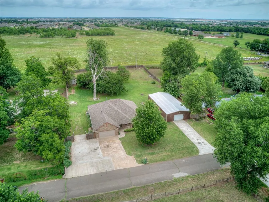 Photo 41 — 2413 E Karen Terrace, Mustang, OK 73064