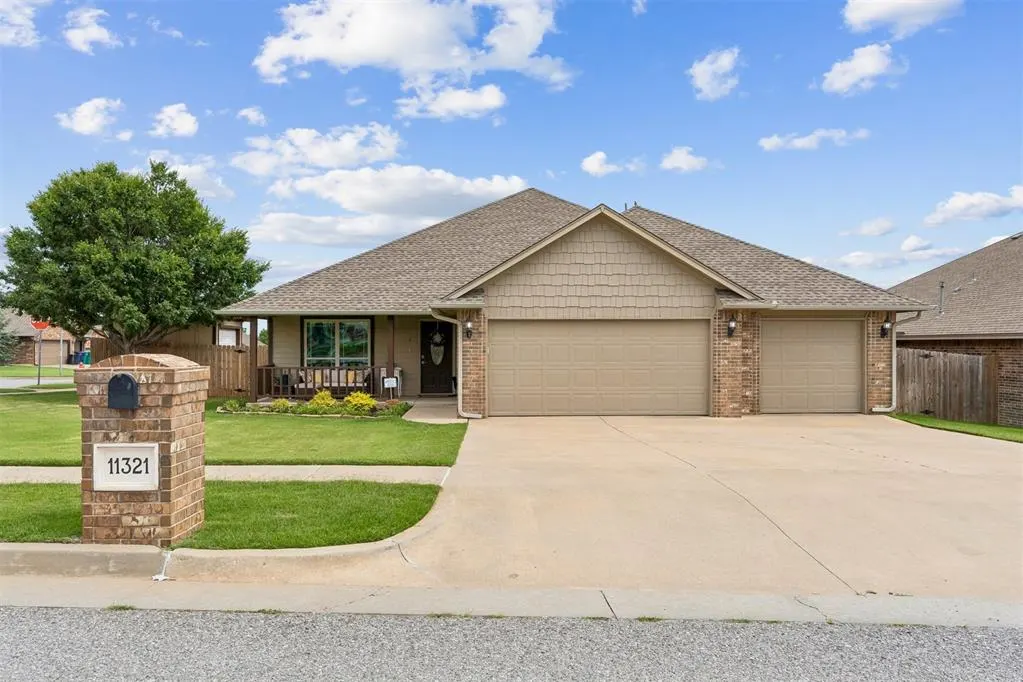 Photo 2 — 11321 NW 7th Street, Yukon, OK 73099