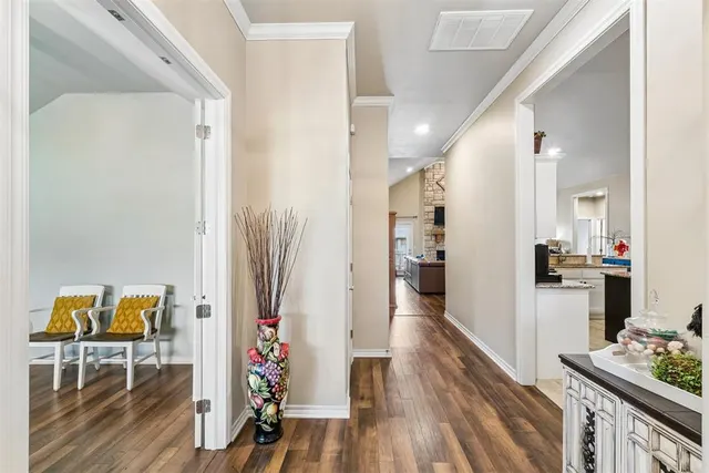 Photo 8 — 11321 NW 7th Street, Yukon, OK 73099
