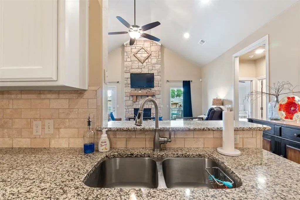 Photo 21 — 11321 NW 7th Street, Yukon, OK 73099