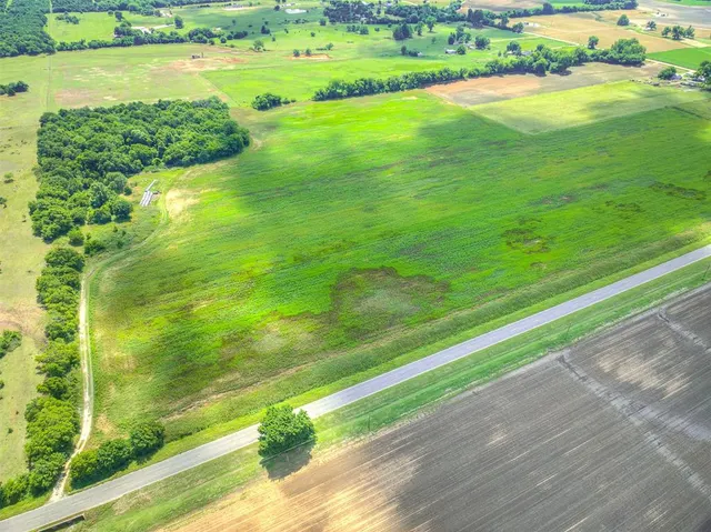 Photo 5 — 0001 N Harrah Road, Harrah, OK 73045