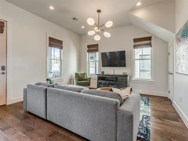 Photo 8 — 40 Redbud Street, Carlton Landing, OK 74432