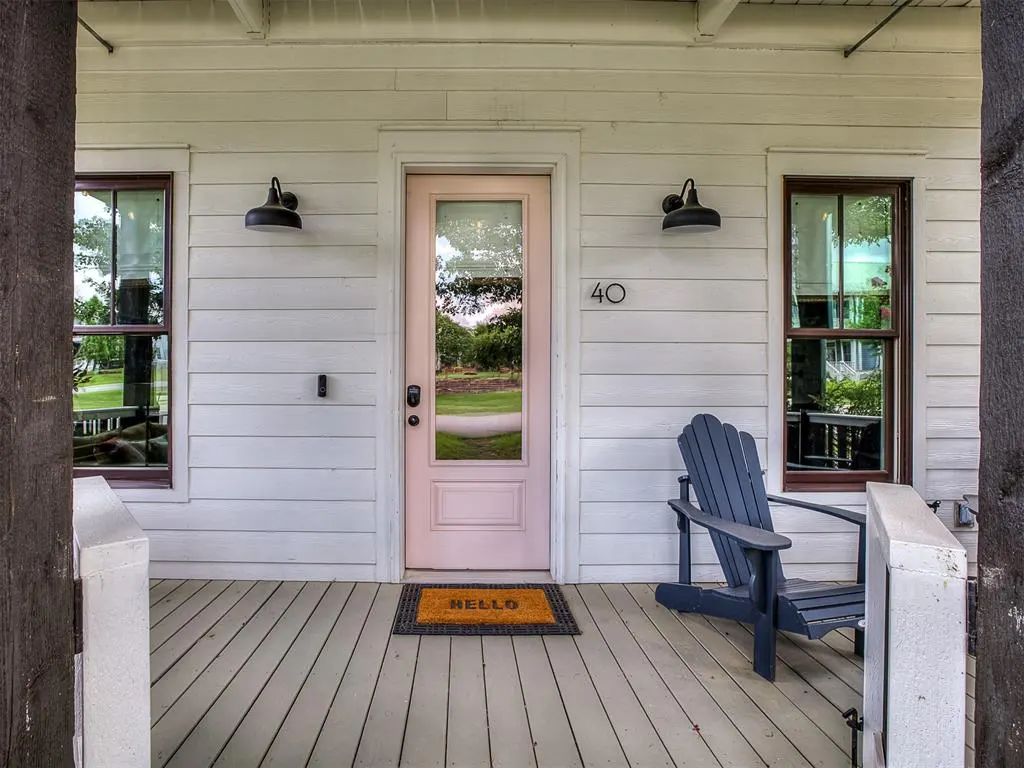 Photo 2 — 40 Redbud Street, Carlton Landing, OK 74432
