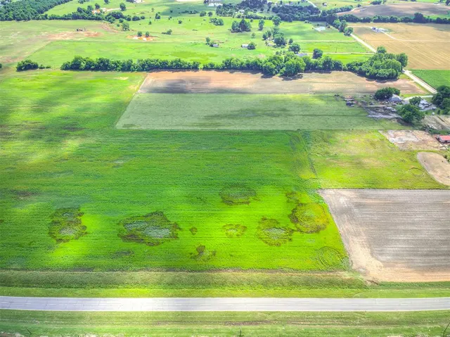 Photo 5 — 0006 N Harrah Road, Harrah, OK 73045