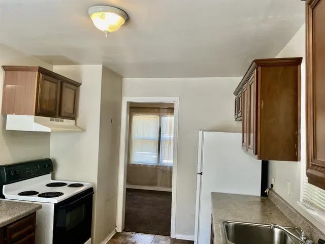 Photo 6 — 3000 NW 27th Street, Oklahoma City, OK 73107