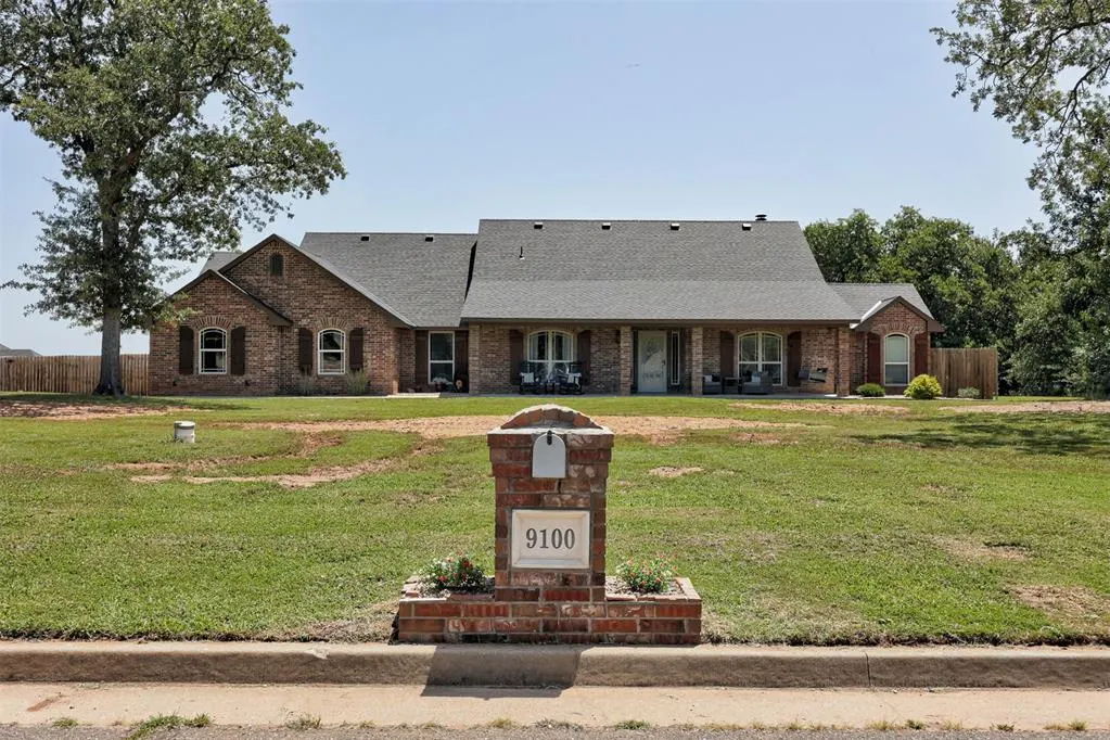 Front exterior — 9100 Megans Way, McLoud, OK 74851