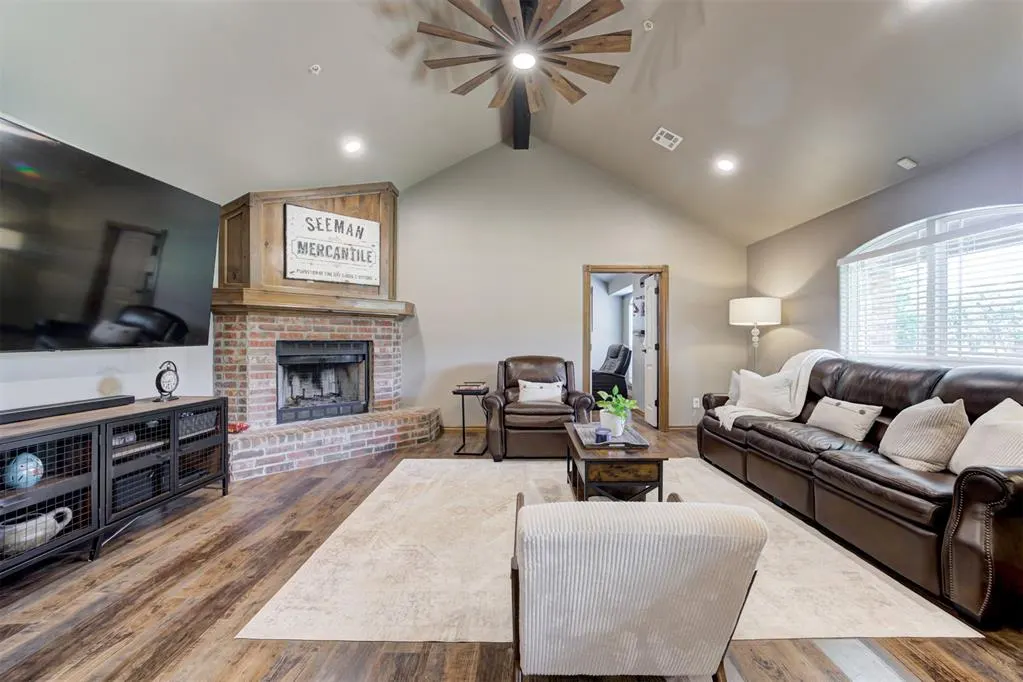 Photo 6 — 9100 Megans Way, McLoud, OK 74851