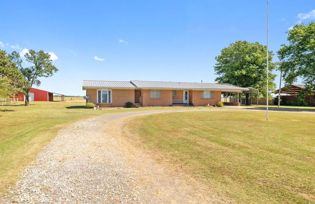 Photo 3 — 22431 100th Street, Maysville, OK 73057