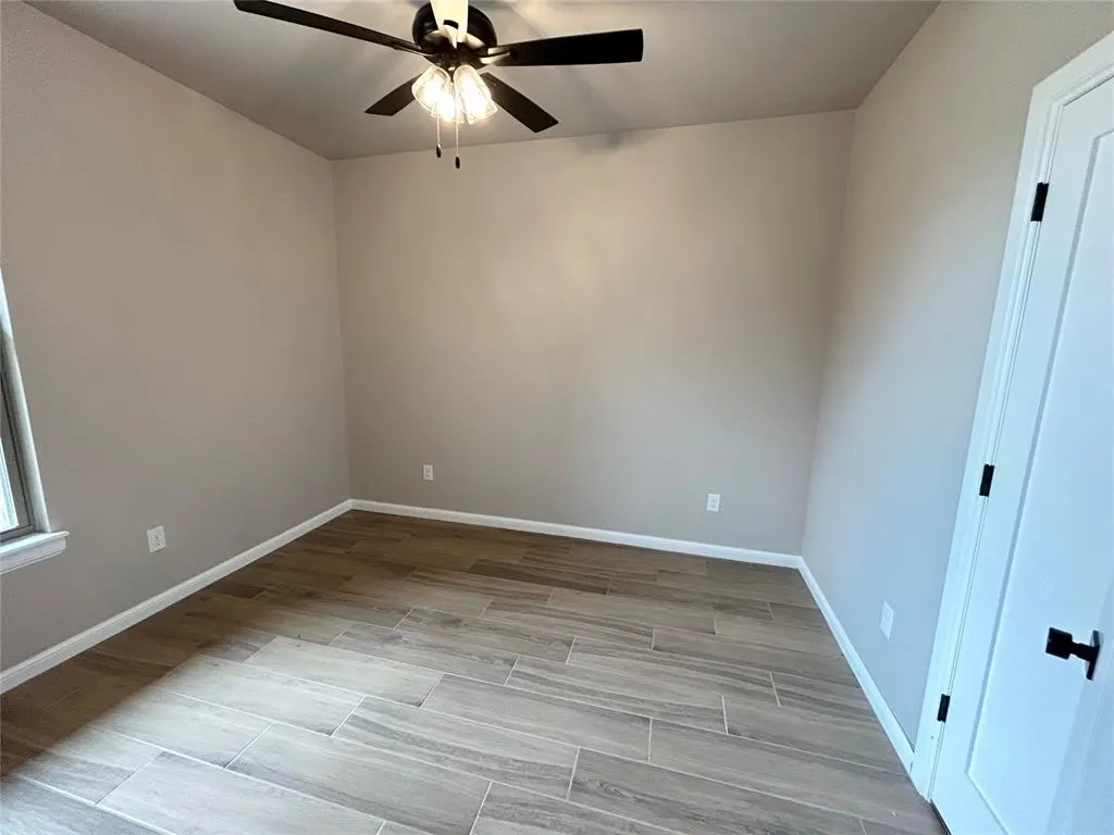 Photo 21 — 2029 Aminas Way, Yukon, OK 73099