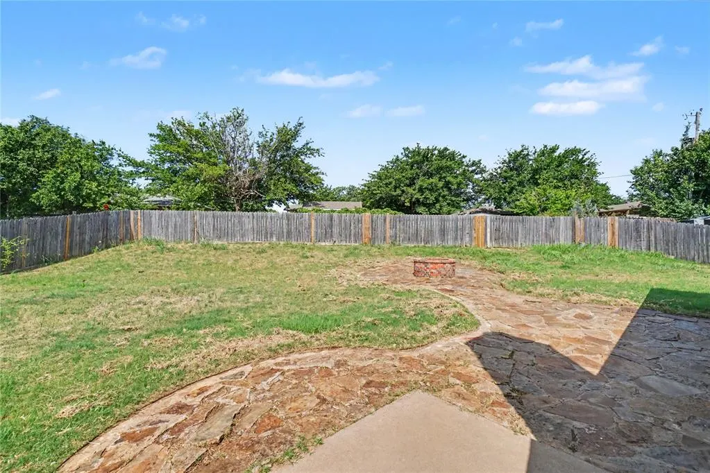Photo 33 — 216 NW Cherry Avenue, Cache, OK 73527