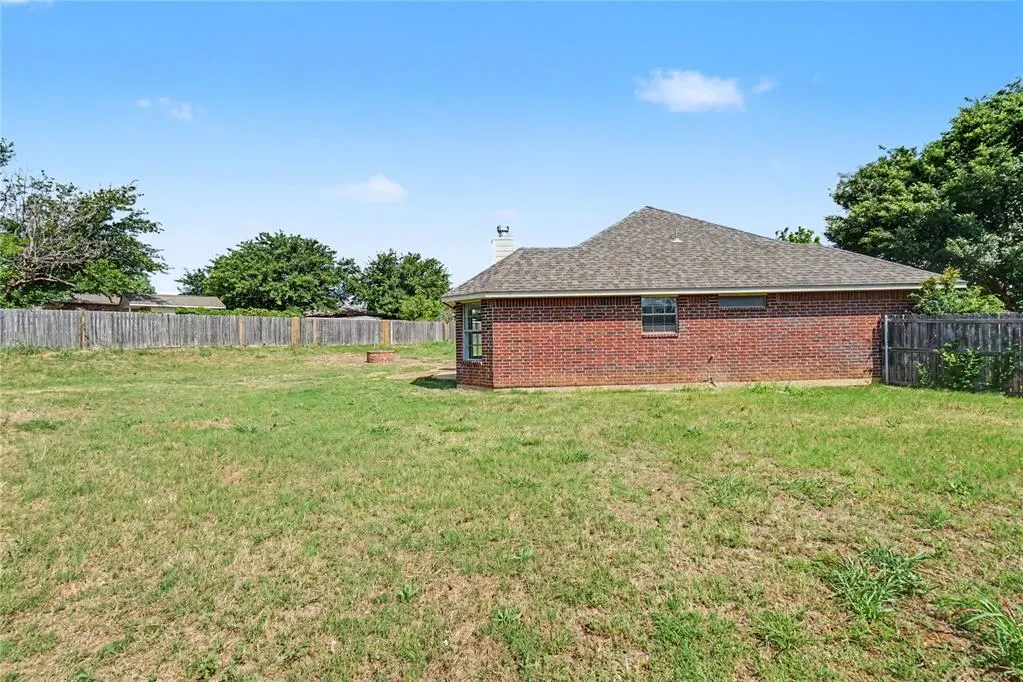 Photo 37 — 216 NW Cherry Avenue, Cache, OK 73527