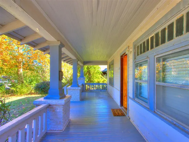 Photo 3 — 612 NW 22nd Street, Oklahoma City, OK 73106