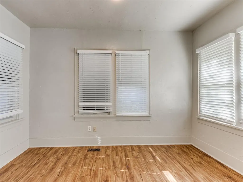 Photo 13 — 612 NW 22nd Street, Oklahoma City, OK 73106