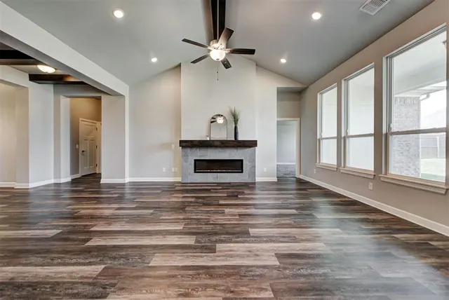 Photo 8 — 3409 Gunnison River Drive, Yukon, OK 73099
