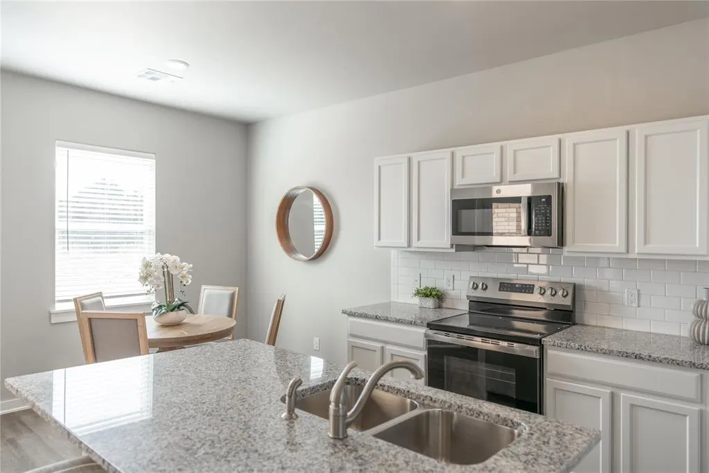 Photo 10 — 5261 Grassland Drive, Guthrie, OK 73044
