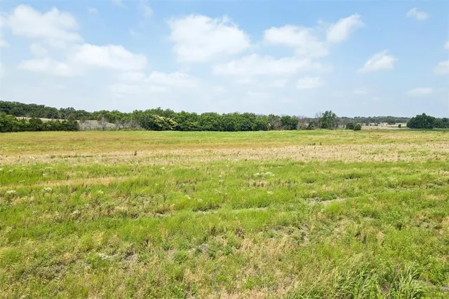 Photo 2 — N 00001 Street, Luther, OK 73054