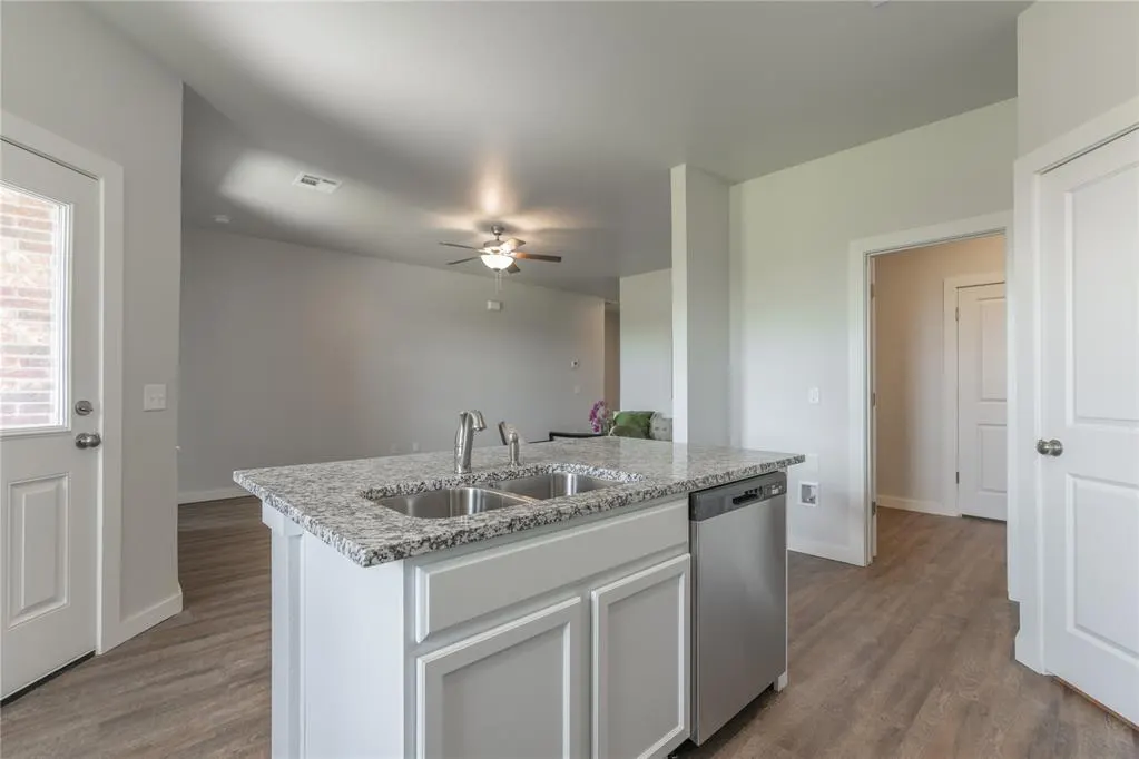 Photo 14 — 5191 Grassland Drive, Guthrie, OK 73044