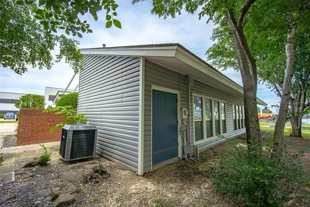 Photo 6 — 2400 Tee Circle, Norman, OK 73069