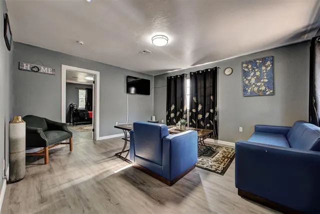 Photo 3 — 617 SW 34th Street, Oklahoma City, OK 73109