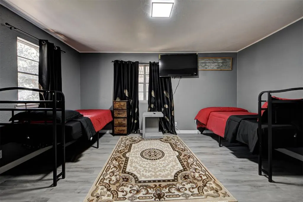 Photo 14 — 617 SW 34th Street, Oklahoma City, OK 73109