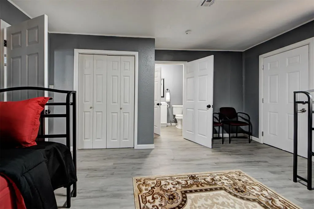 Photo 16 — 617 SW 34th Street, Oklahoma City, OK 73109