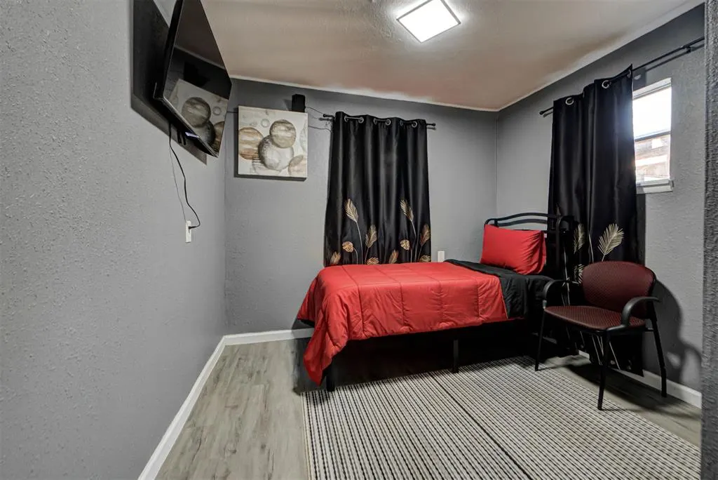 Photo 21 — 617 SW 34th Street, Oklahoma City, OK 73109