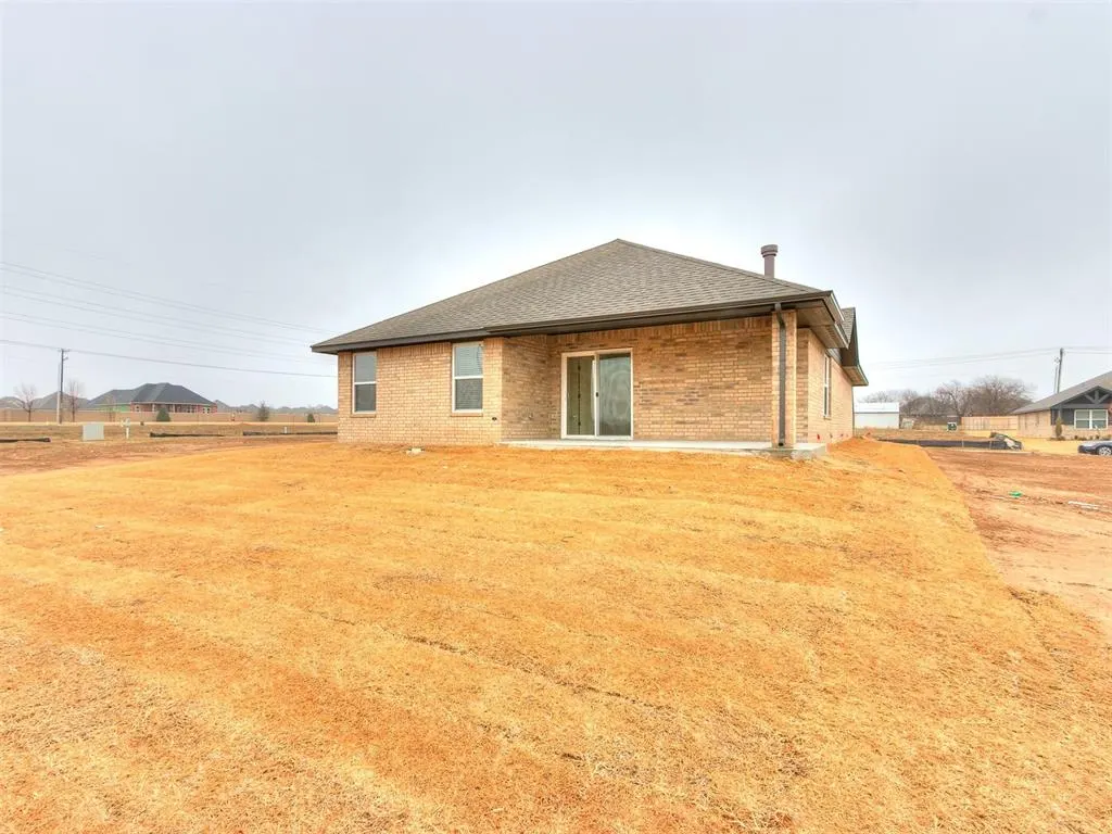 Photo 39 — 7717 Three Woods Lane, Yukon, OK 73099