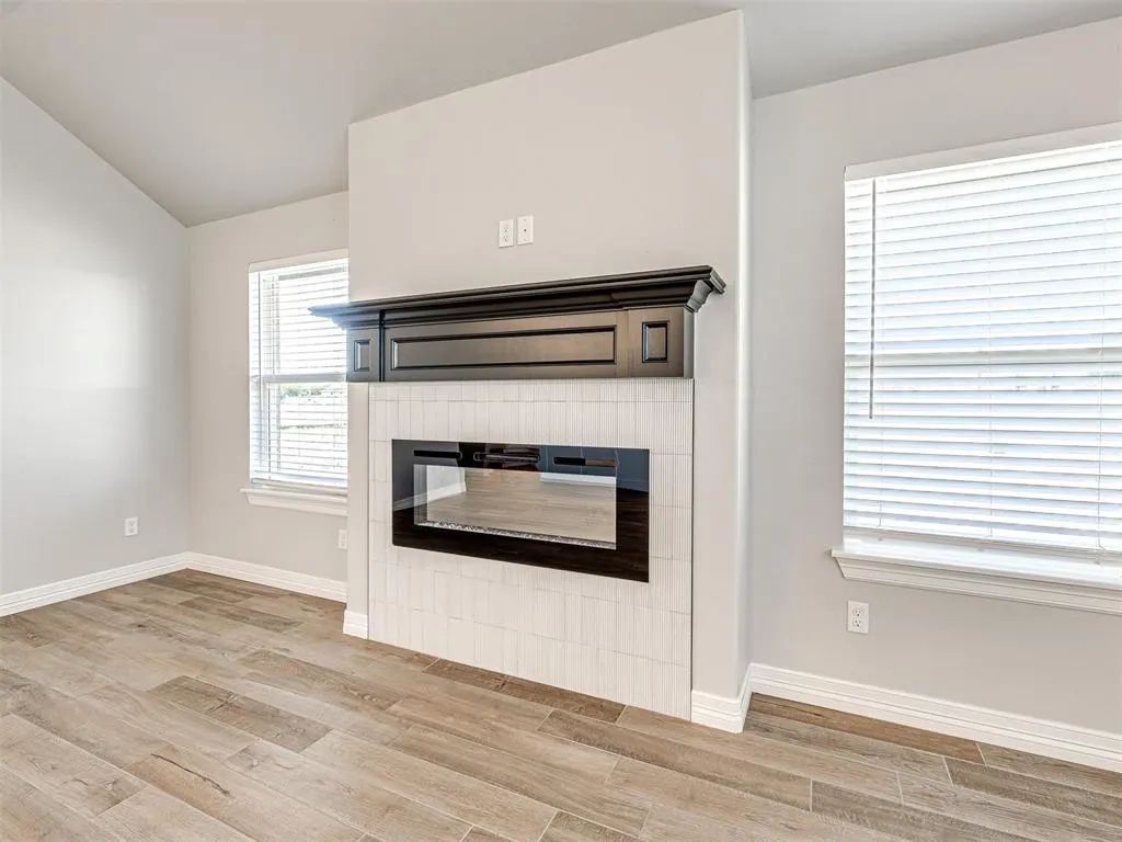 Photo 13 — 7712 Three Woods Lane, Yukon, OK 73099