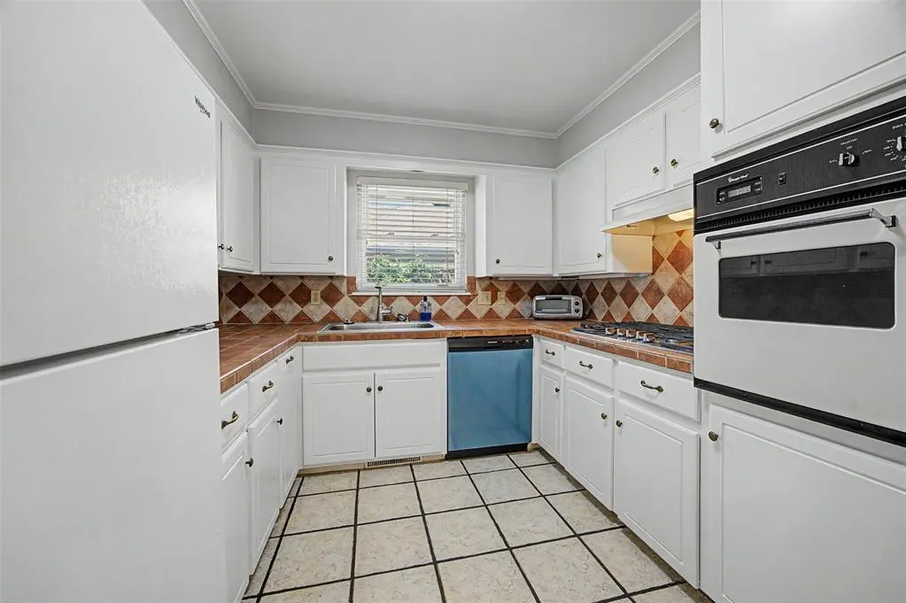 Photo 13 — 6309 Smith Boulevard, Oklahoma City, OK 73112