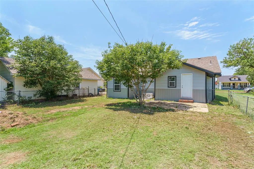 Photo 29 — 209 S Linwood Street, Cordell, OK 73632