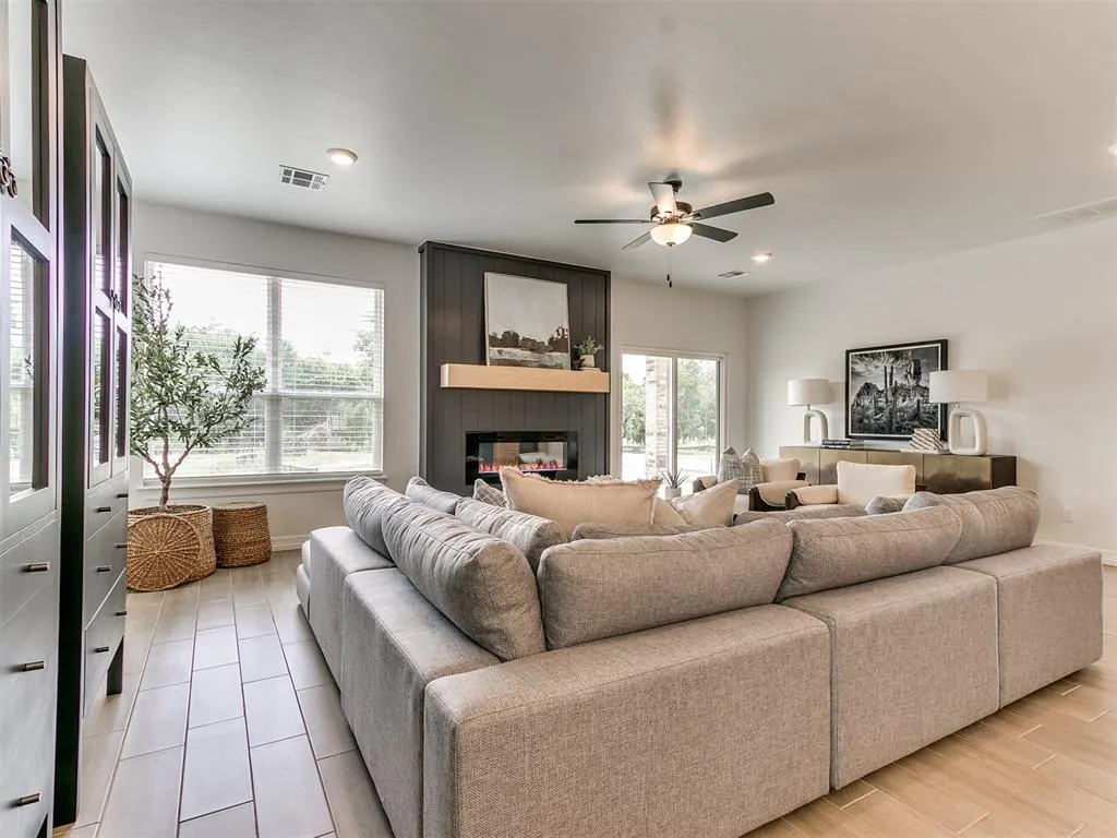 Photo 14 — 7717 Woods Edge Way, Yukon, OK 73099