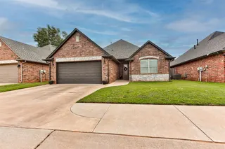 Sold home at 1211 Crimson Creek Circle