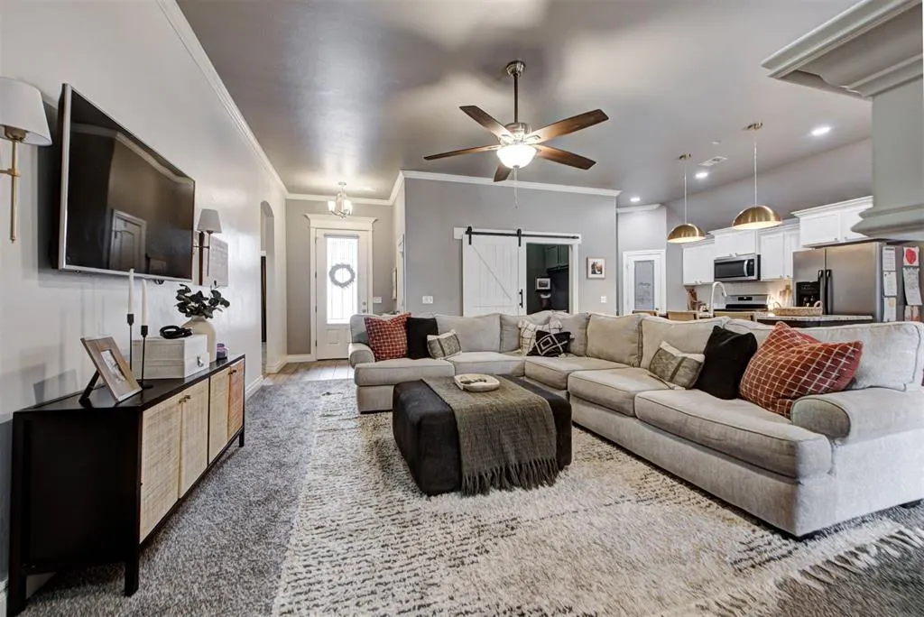 Photo 6 — 1211 Crimson Creek Circle, El Reno, OK 73036