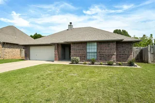 Sold home at 3053 SW 92nd Street
