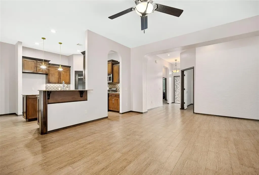 Photo 6 — 17305 Serrano Drive, Oklahoma City, OK 73170