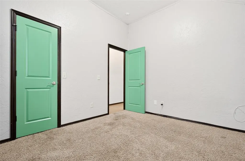 Photo 21 — 17305 Serrano Drive, Oklahoma City, OK 73170