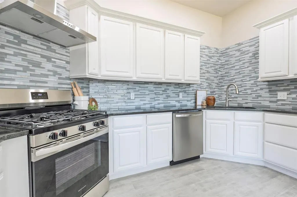 Photo 7 — 3930 Maple Grove Avenue, Shawnee, OK 74804