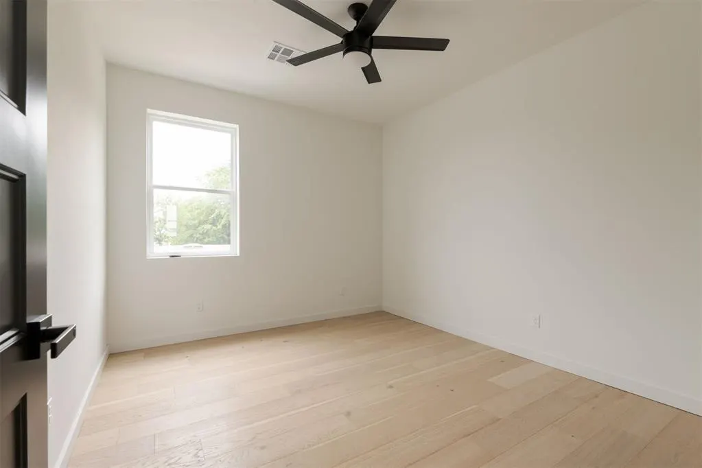 Photo 33 — 820 NW 67th Street, Oklahoma City, OK 73116