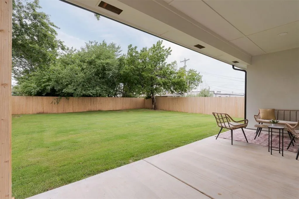 Photo 38 — 820 NW 67th Street, Oklahoma City, OK 73116