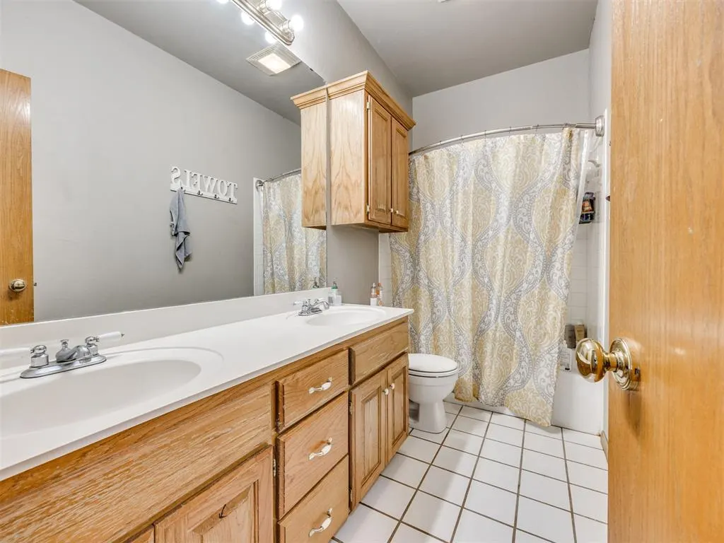 Photo 30 — 10201 Fawn Valley Drive, Mustang, OK 73064