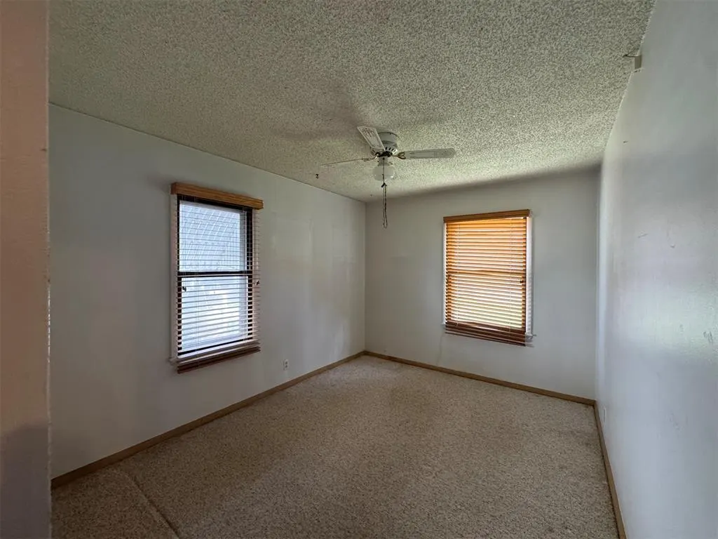 Photo 3 — 6207 NW 34th Street, Bethany, OK 73008