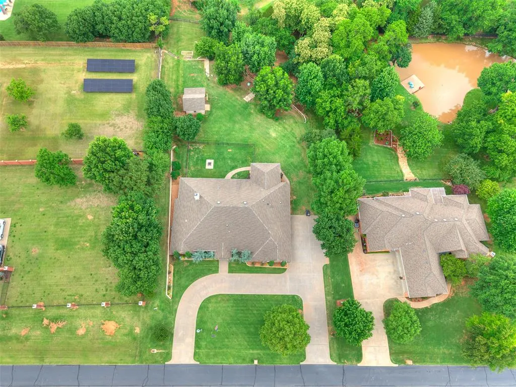 Photo 46 — 1701 SW 38th Street, Moore, OK 73160