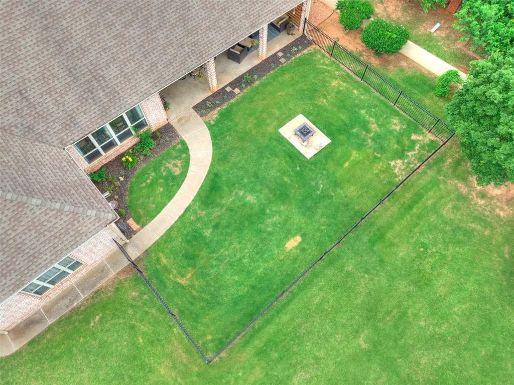 Photo 48 — 1701 SW 38th Street, Moore, OK 73160