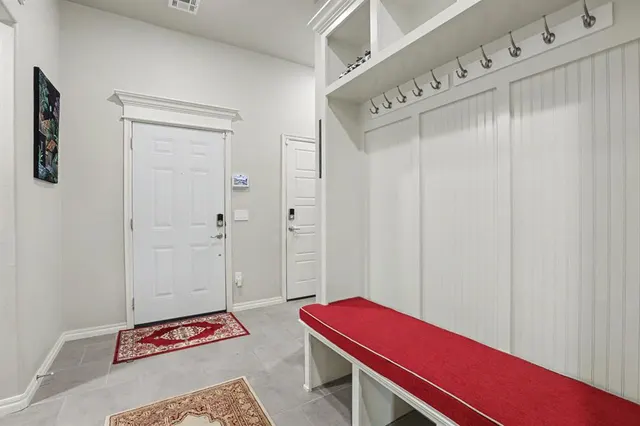 Photo 3 — 6124 Oxnard Street, Edmond, OK 73034
