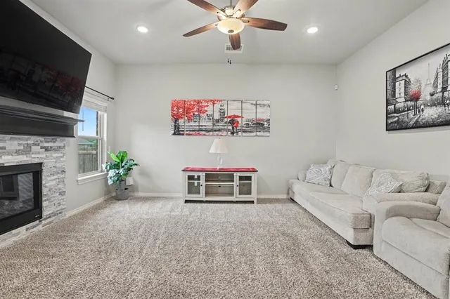 Photo 5 — 6124 Oxnard Street, Edmond, OK 73034