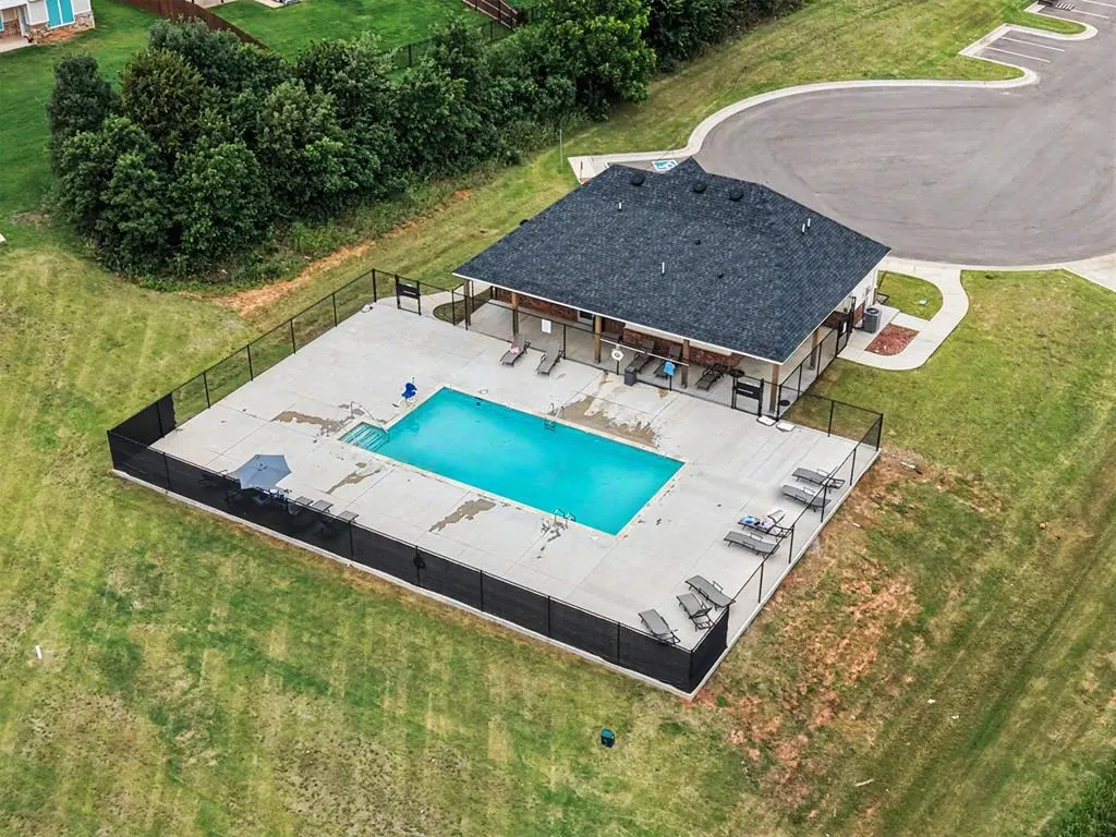 Photo 34 — 6124 Oxnard Street, Edmond, OK 73034